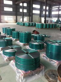Κίνα Ο πράσινος θωρακισμένος ντυμένος Copolymer χάλυβας ρόλων καλωδίων οπτικών ινών δένει και ο δύο το δευτερεύον PE με ταινία εργοστάσιο